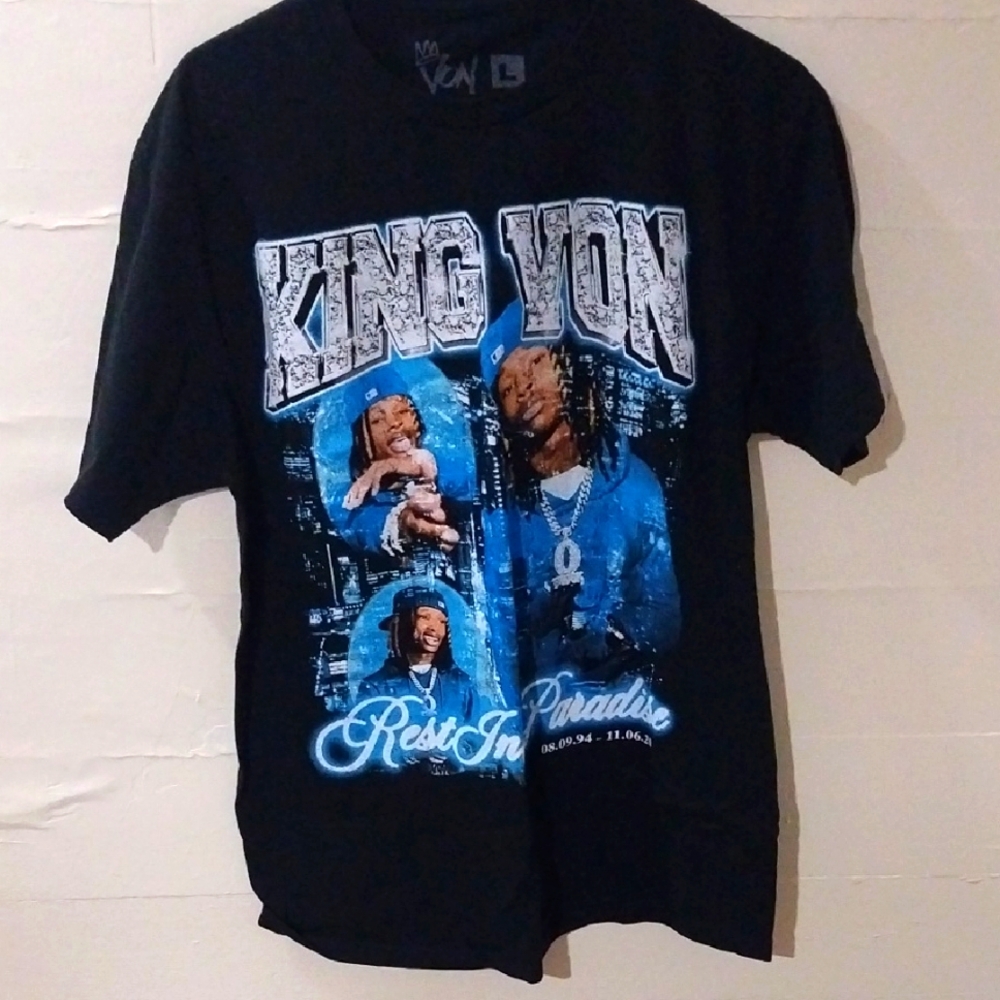 Black Graphic T-Shirt with Blue Accents KING VON EUC
